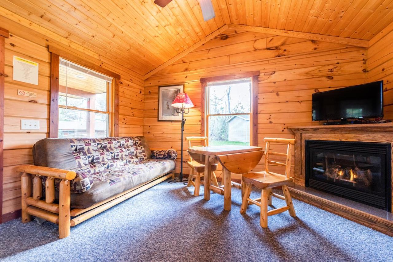 ホテル Spur Of The Moment Ranch Mountain エクステリア 写真
